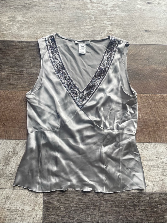 Nine West Tops - Vintage Nine West 100% Silver Satin V-Neck Embroidered Camisole